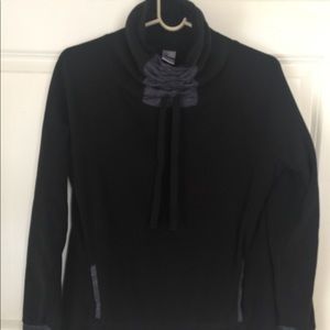 Old Navy Black pullover fleece long sleeve
